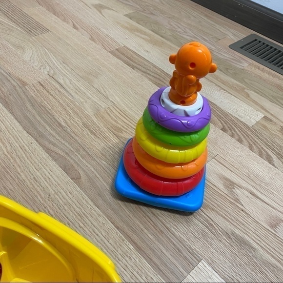 Vtech Drop & Go Truck & Monkey Stacker Toy Bundle - Picture 8 of 11